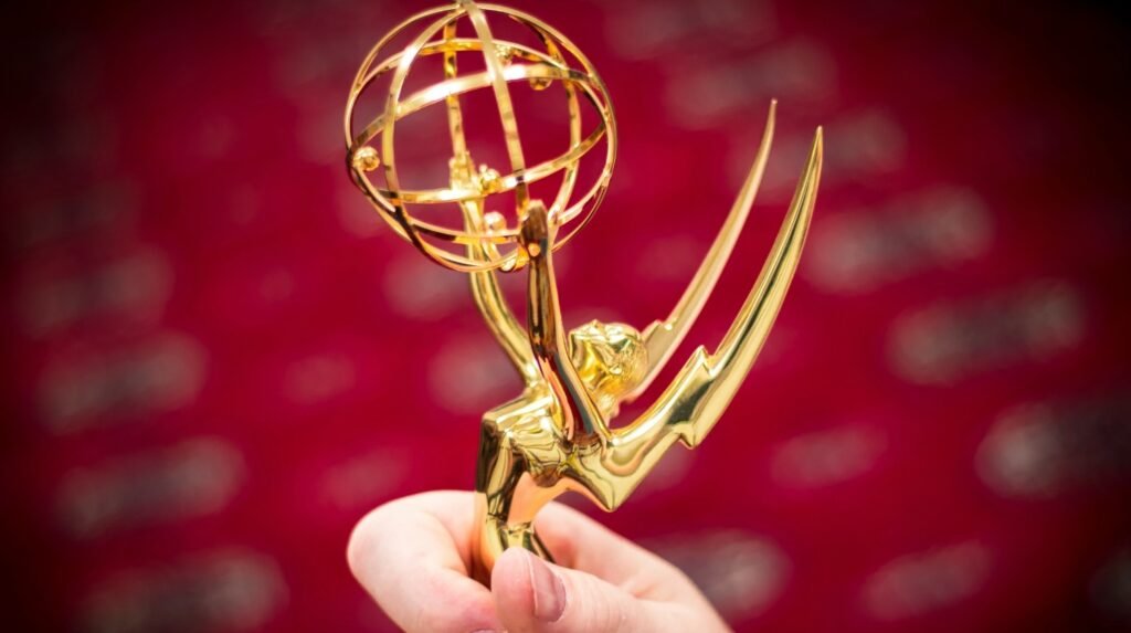 2016 Emmys Red Carpet | My Top Beauty Awards